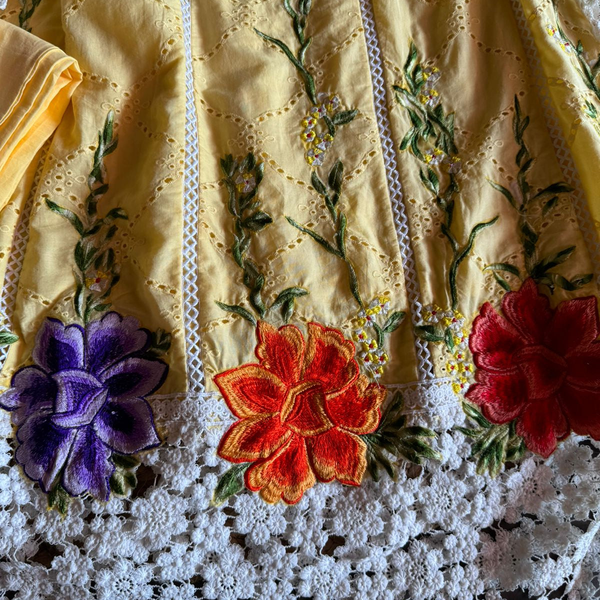 Hakuba chicken Cotton COORD set with Cotton Cutwork crochia lace