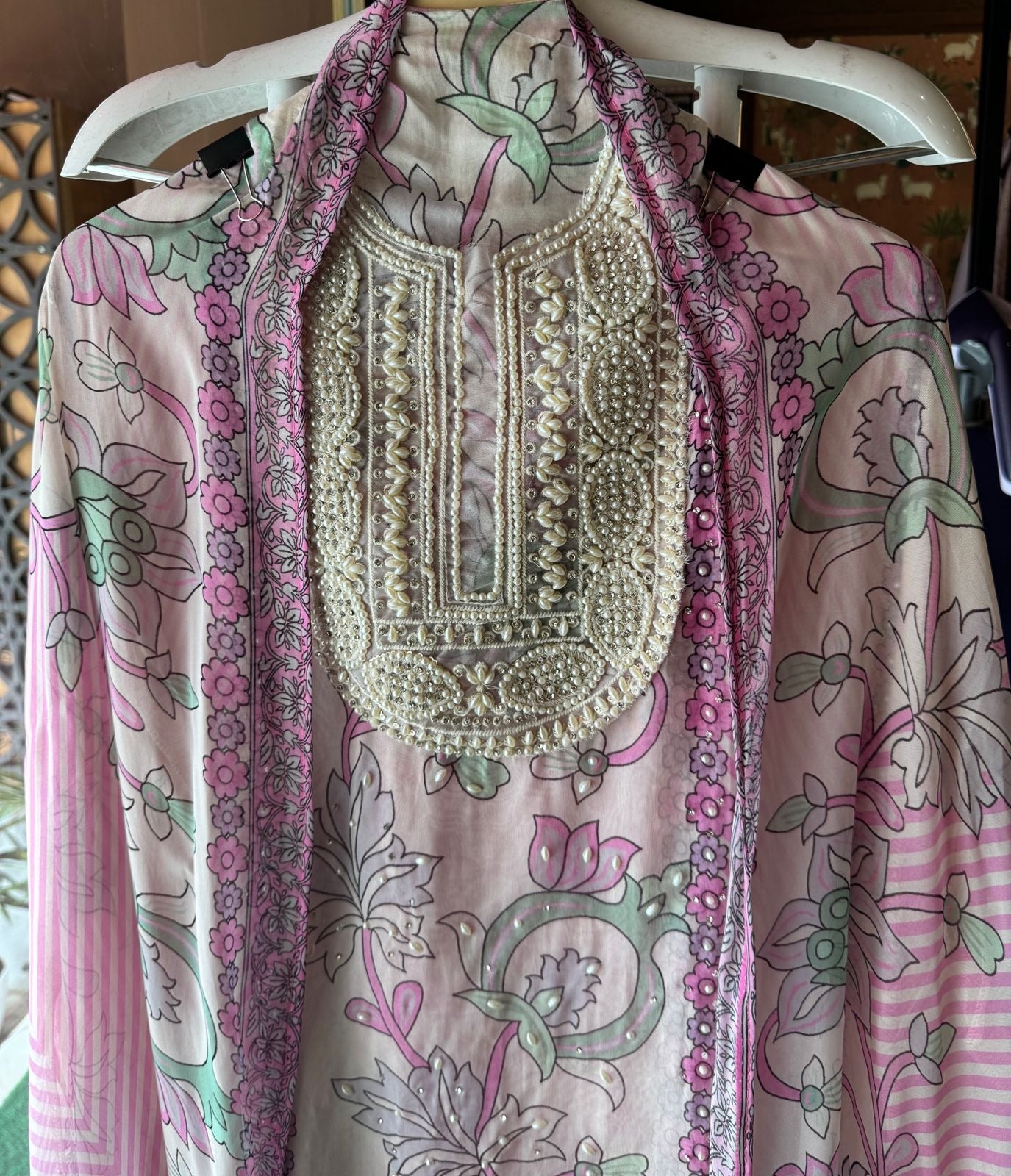 Soft digital printed Organza  The fabric is extraordinary soft and flowy with digital printing