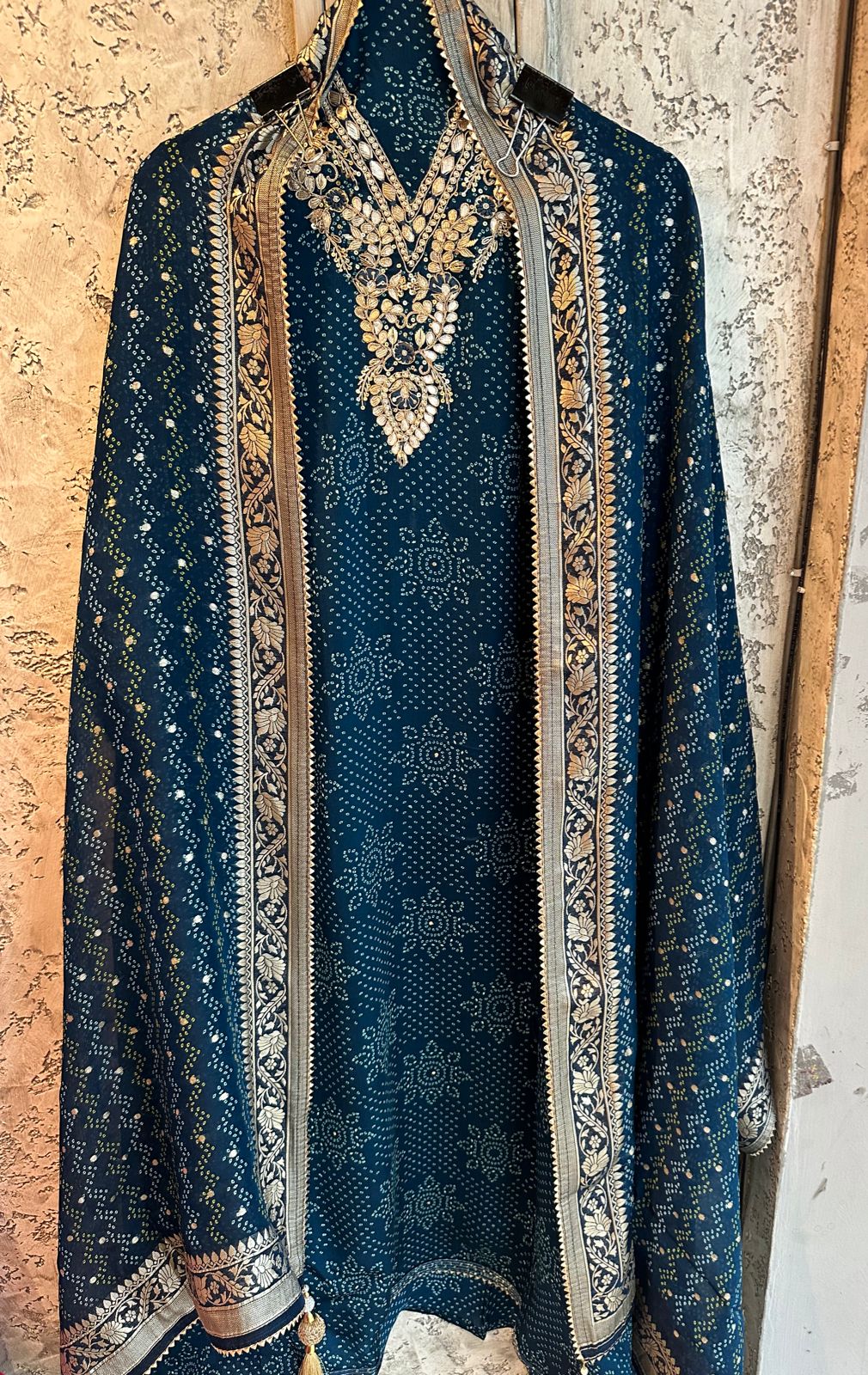 Crepe satin full size Dupatta with banarsi weavings four sides border with Latkans attached