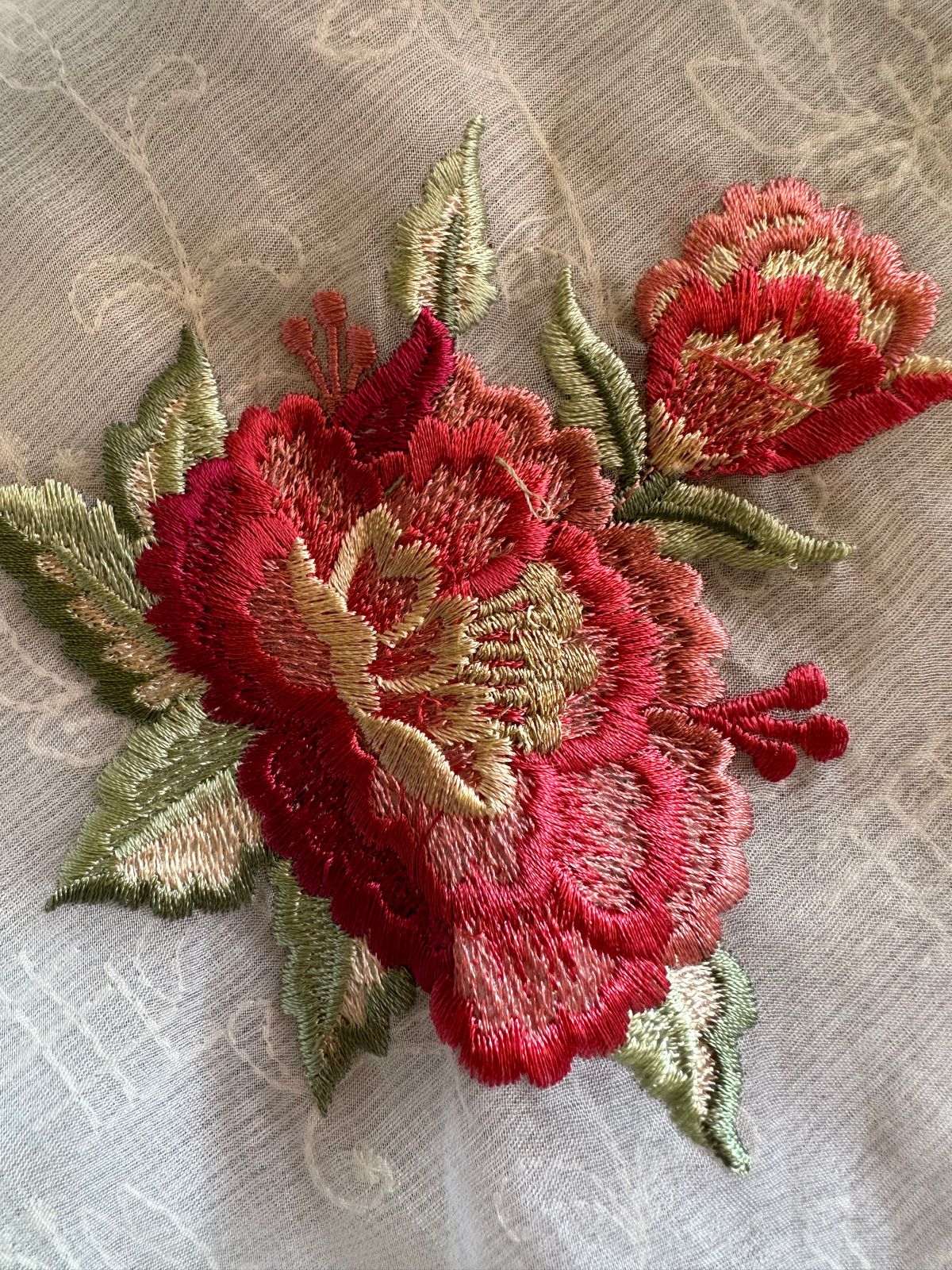 Pure and Soft original Kotta Doria with floral embroidered Jaal on the front with very smart