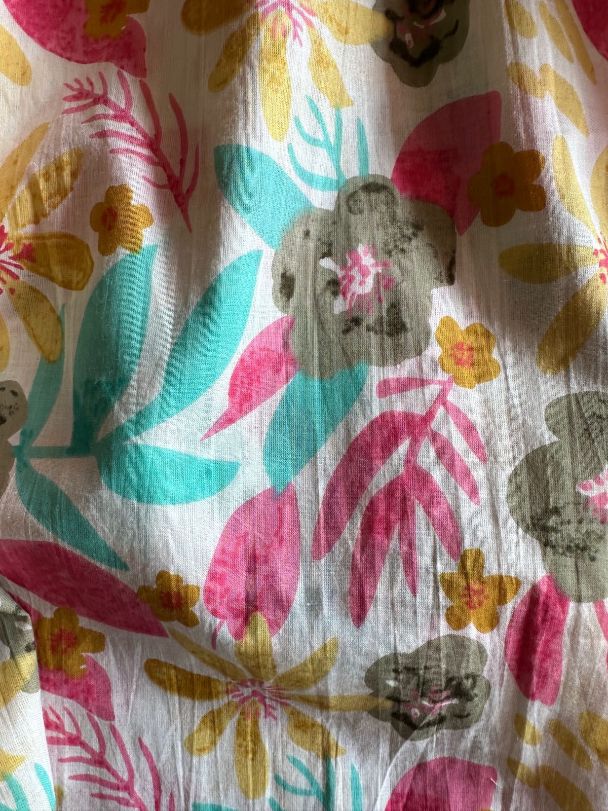 Pure cotton printed shirt , With very summer and flowery printed