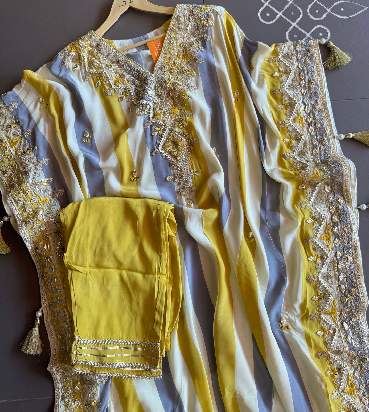 Soft flowy organza stripes kaaftan set with pants