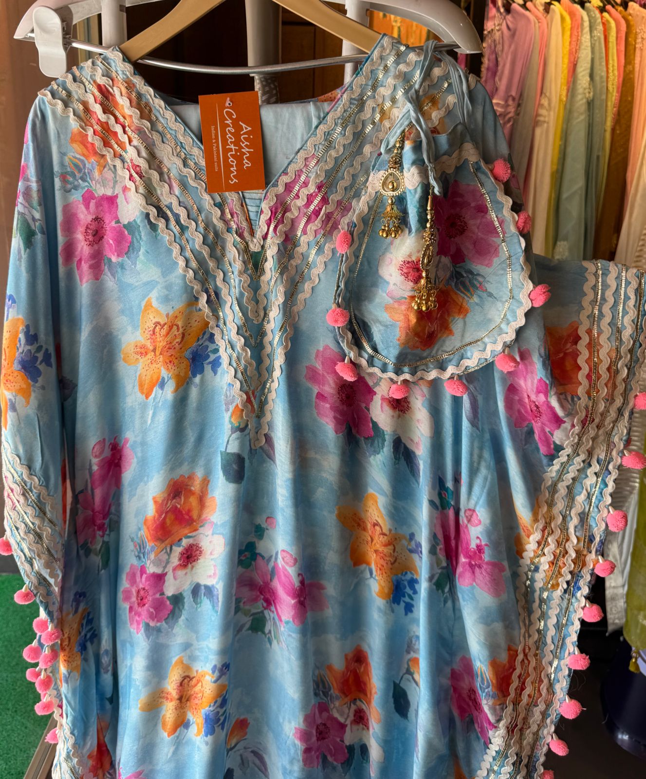 Pure muslin floral digital printed kaaftan set with lacework done on the neckline