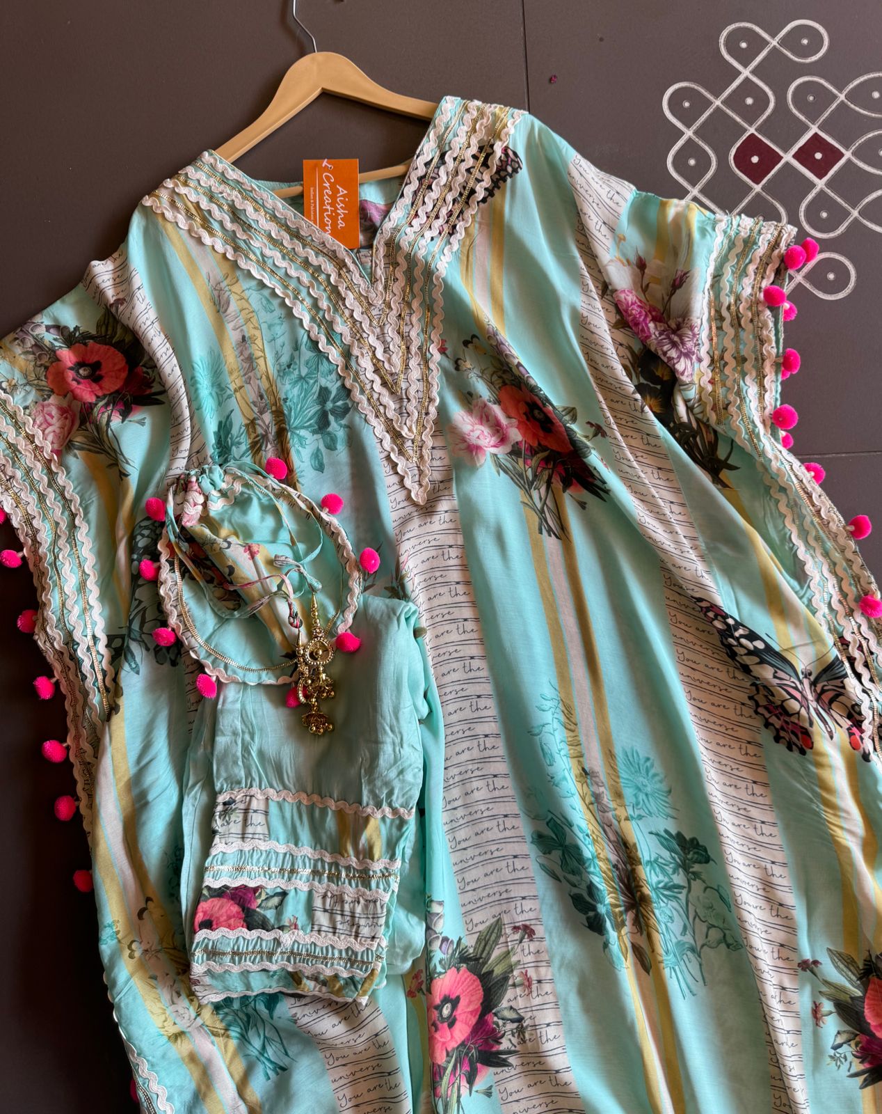 Pure muslin floral digital printed kaaftan set with lacework done on the neckline