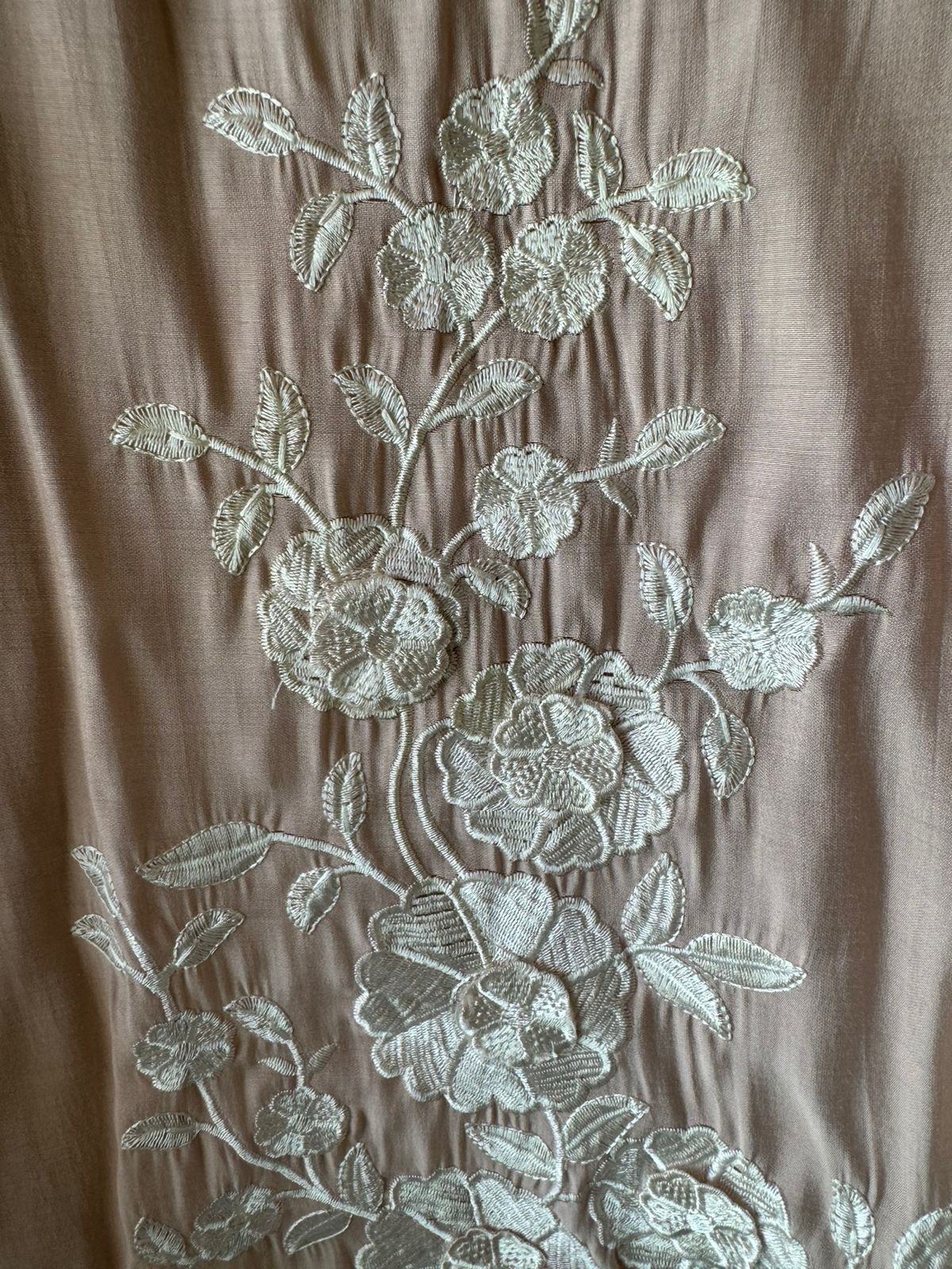 Designer cotton muslin shirt with very smart neck thread embroidery