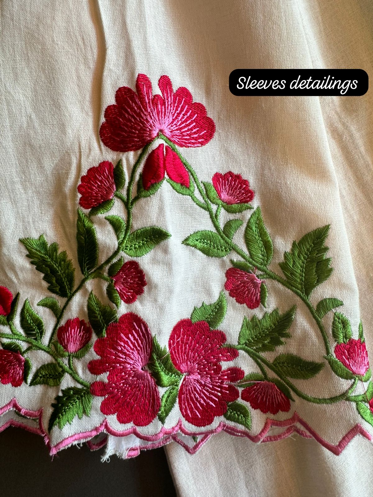 Pure cotton linen stitched tunic with lace attached on the neckline and ghera