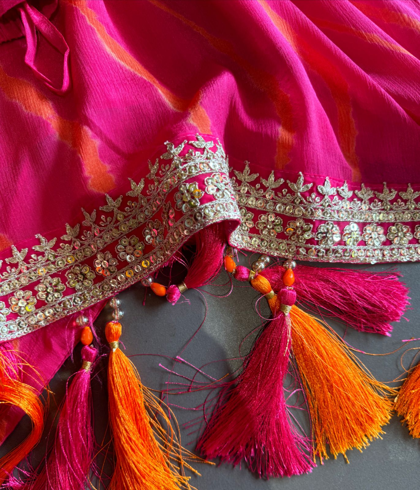 Beautiful lehriya pure chinon kaaftan set with very smart V neckline