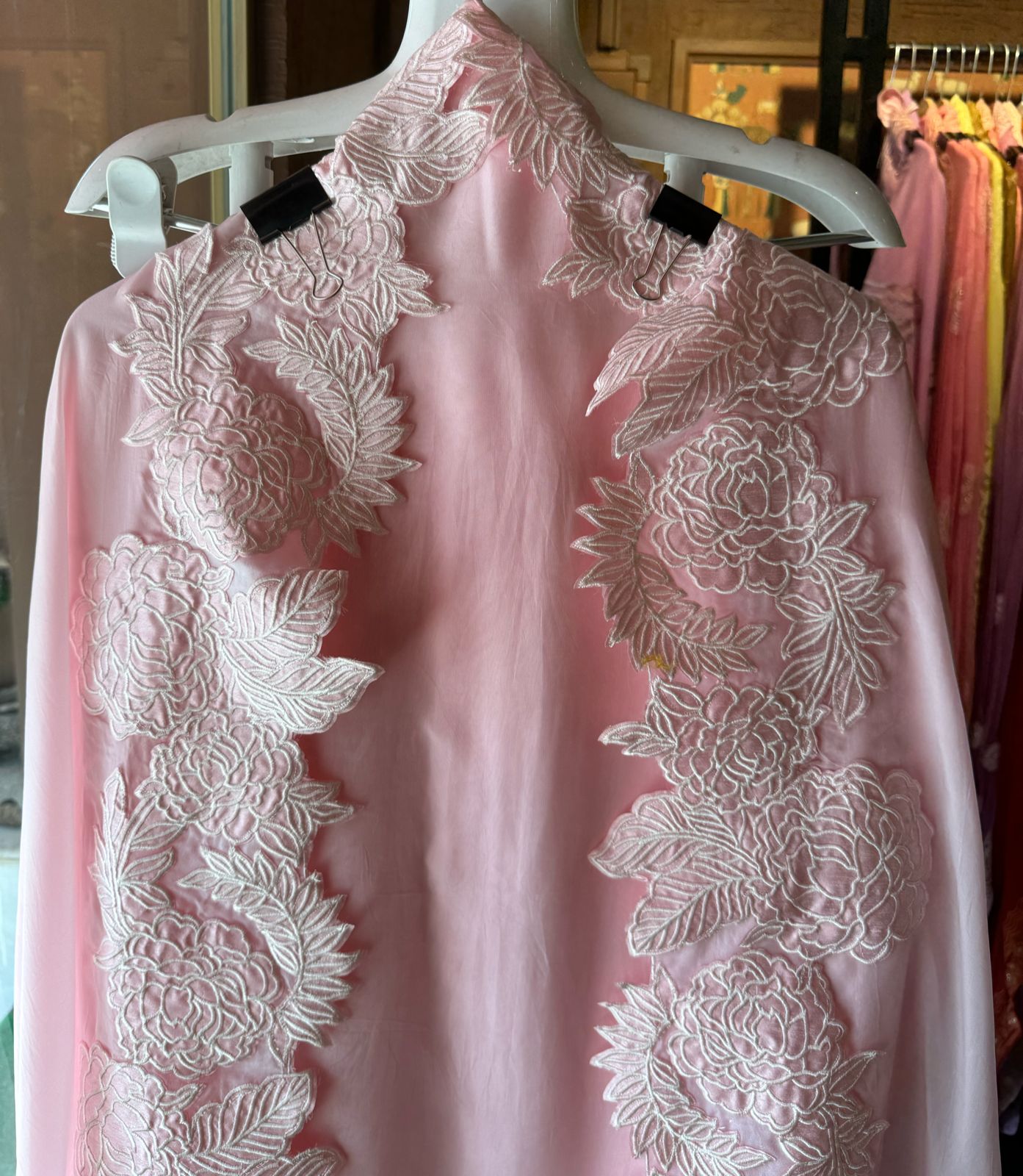 Super soft and Flowy organza with beautiful cushioning pattern on the shirt ghera