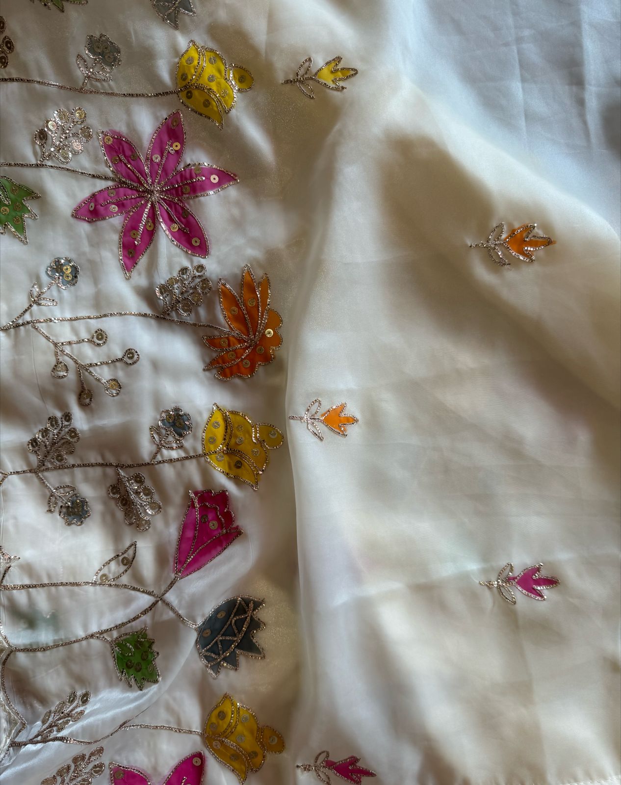 Soft organza shirt very lightweight shirt with very beautiful and gorgeous V neckline