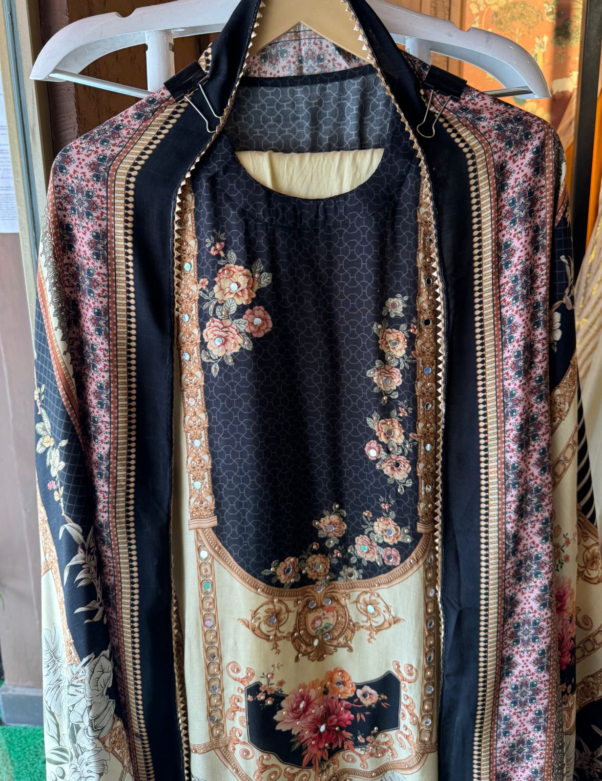 Soft muslin digital printed Shiry with Moti and Mirro