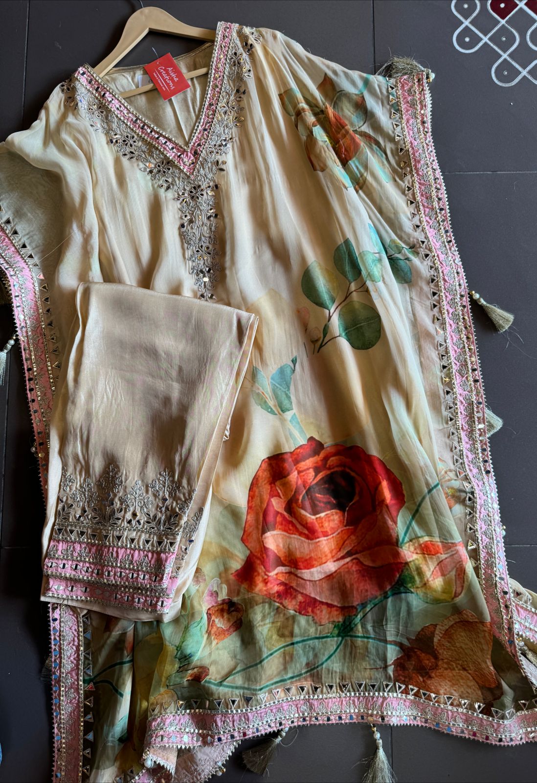 Beautiful stitched kaaftan on organza with floral digital