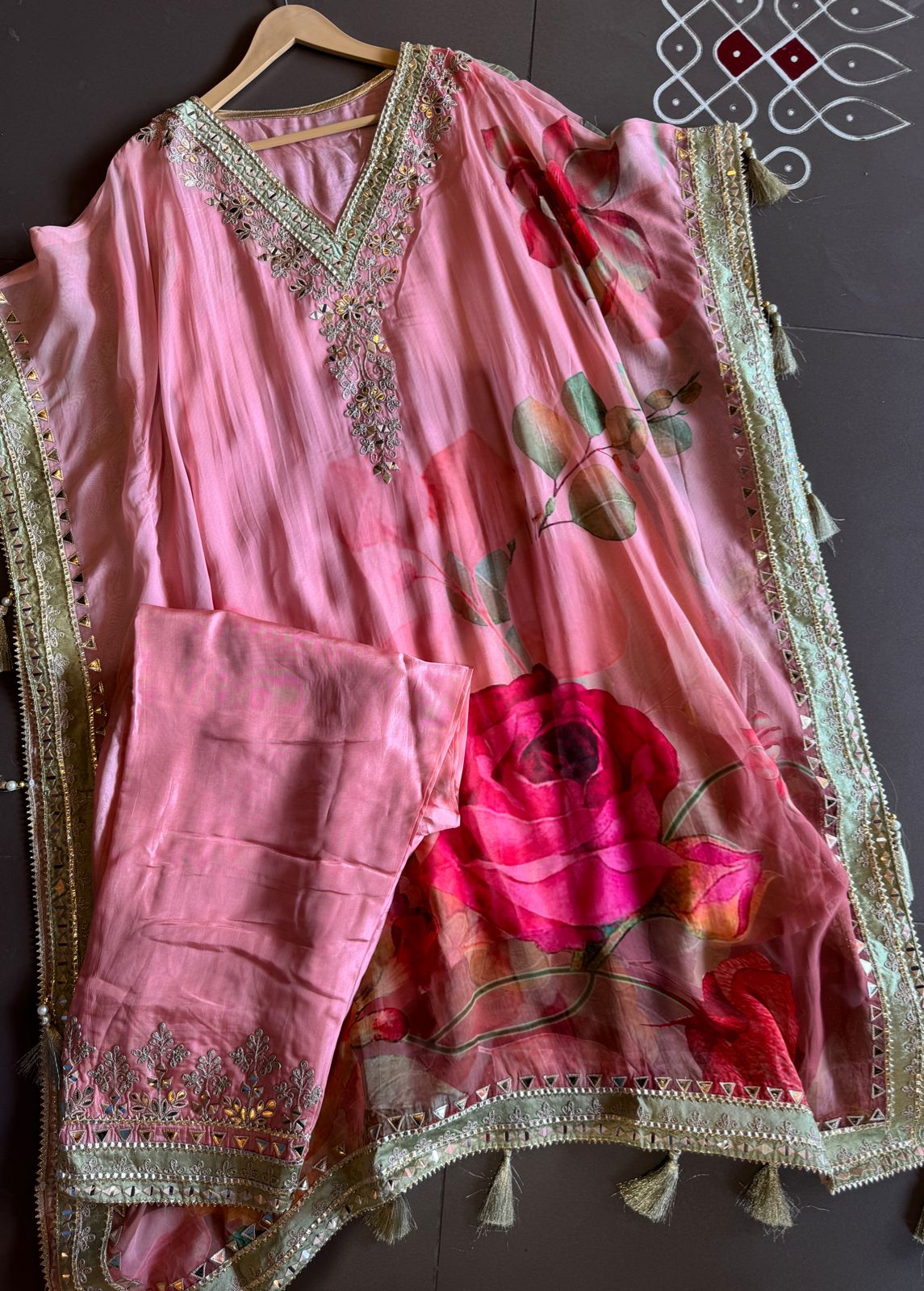 Beautiful stitched kaaftan on organza with floral digital