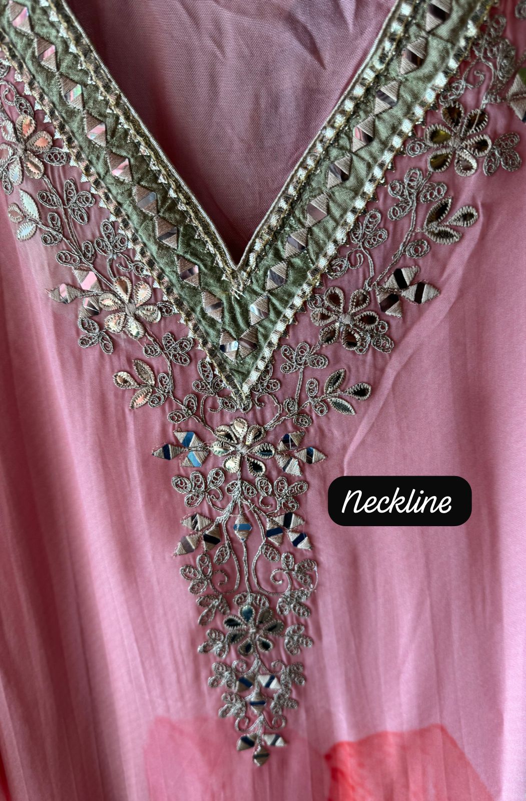 Beautiful stitched kaaftan on organza with floral digital