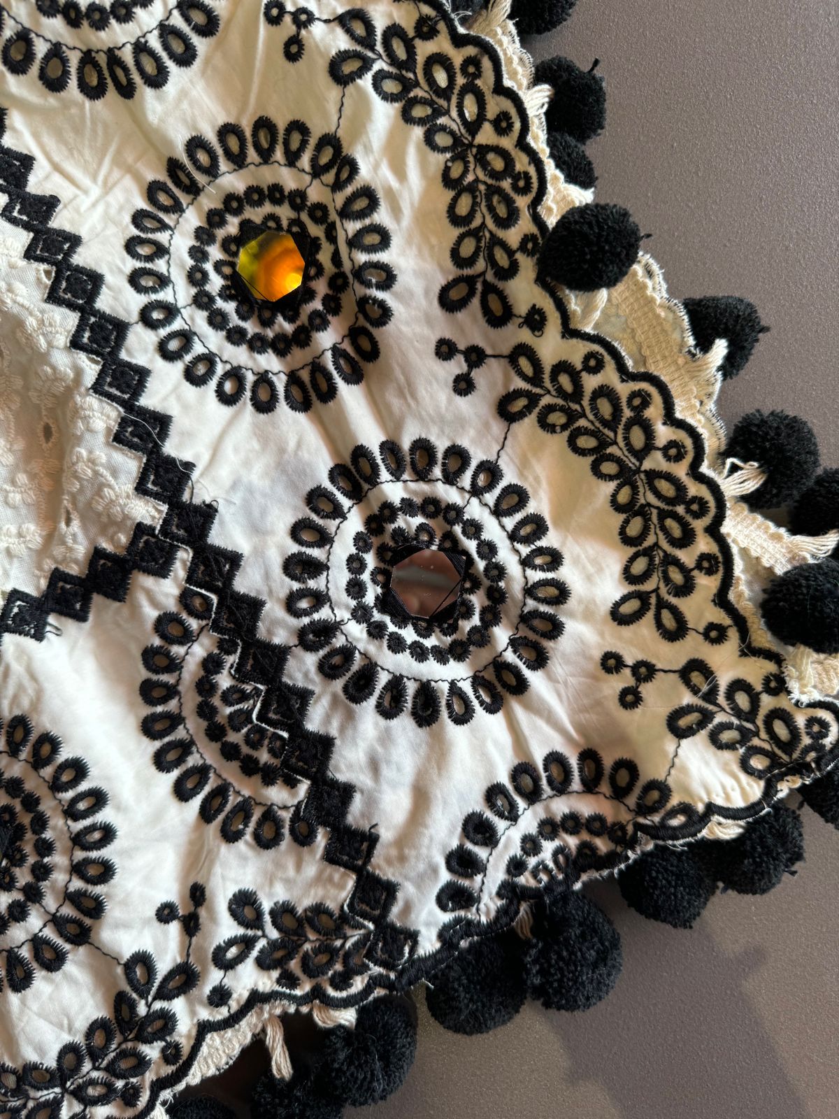 Pure hakuba chicken kaaftan set (Stitched KAAFTAN) with Beautiful thread embroidery done