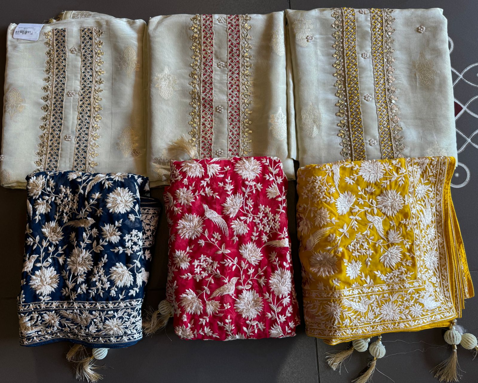 Beautiful and very elegant Tissue bootie weaved