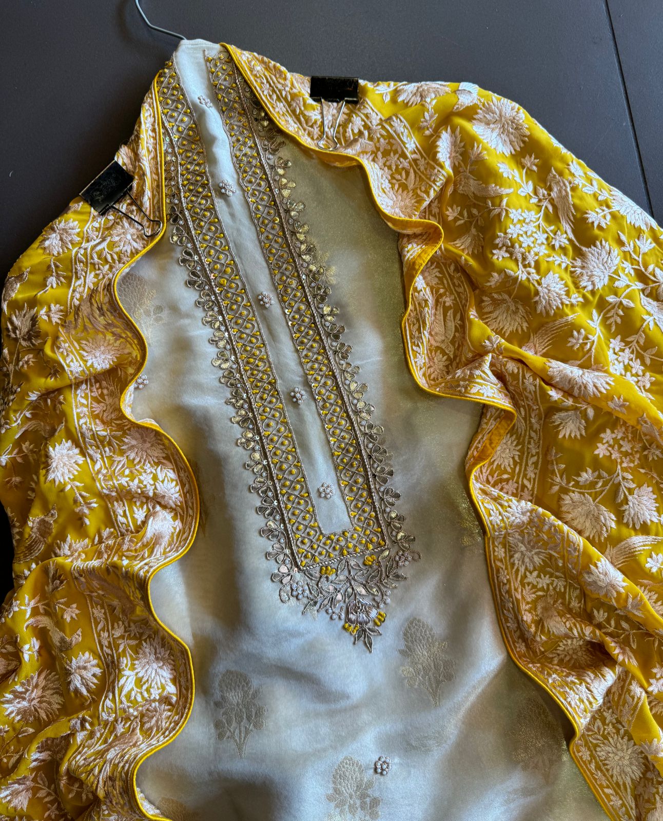 Beautiful and very elegant Tissue bootie weaved