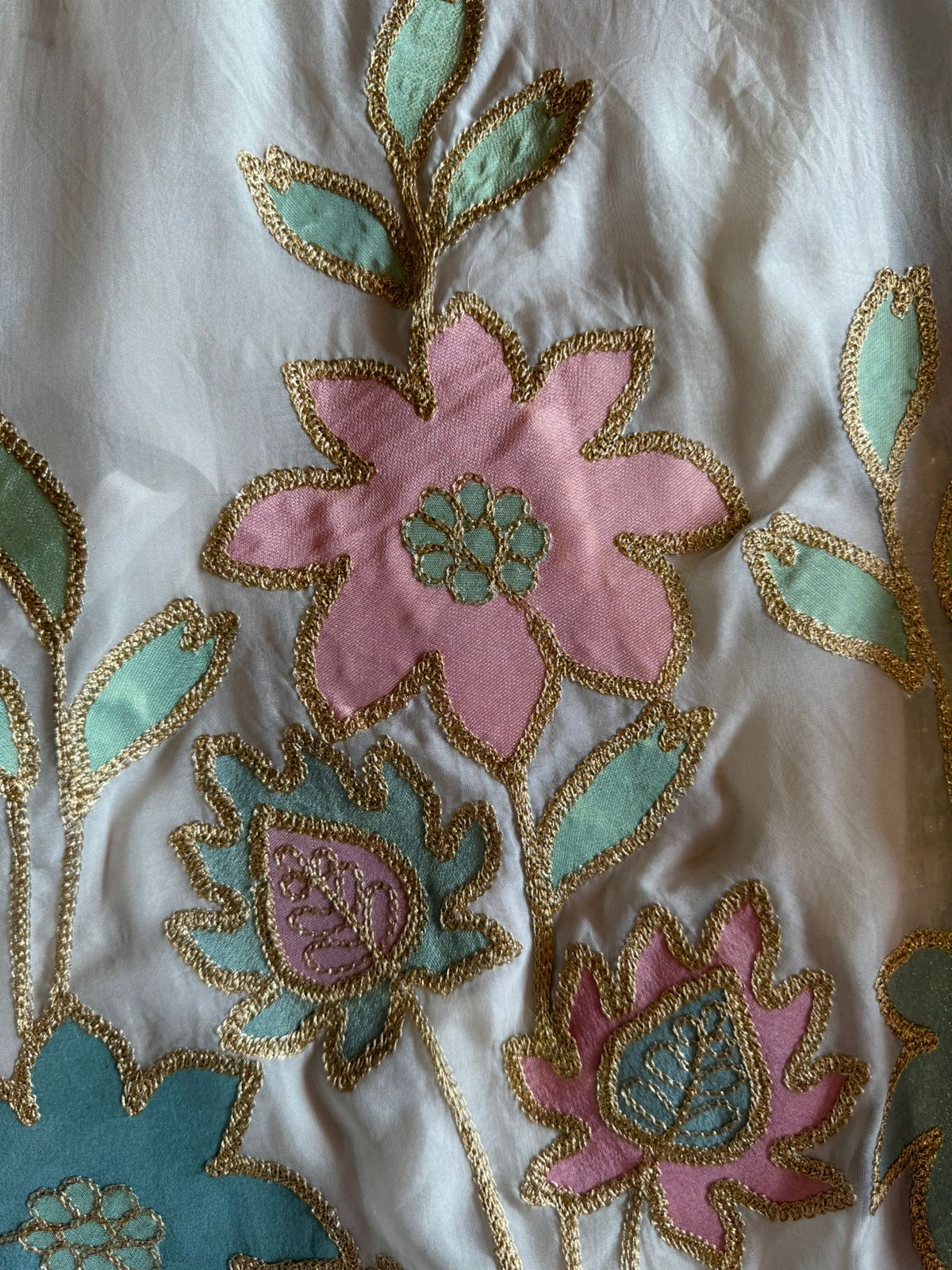 Soft organza Shirt unstitched Shirt with floral shimmer handcraft patchwork And zari Kadhai