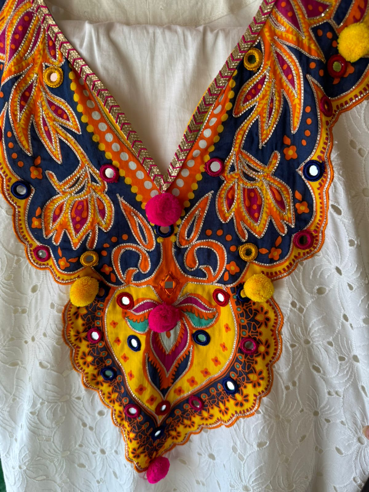 Beautiful Hakuba chicken tunic Looser fit with Gorgeous Mughal paisley print