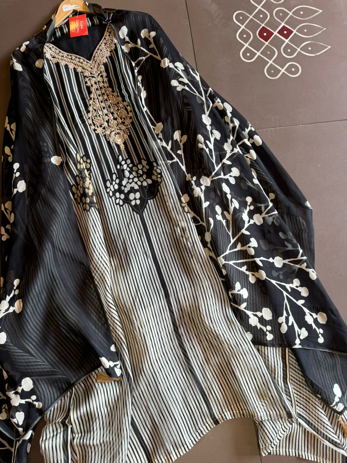 Soft digital printed organza shirt with beautiful dori and zari work on the neckline