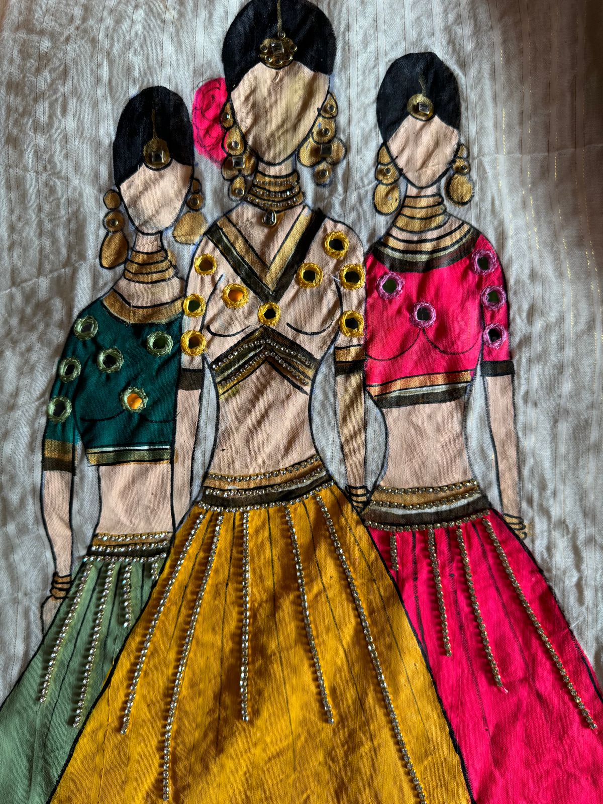 The handpainted dolls giving a glimpse of Indian modern art and Indian culture