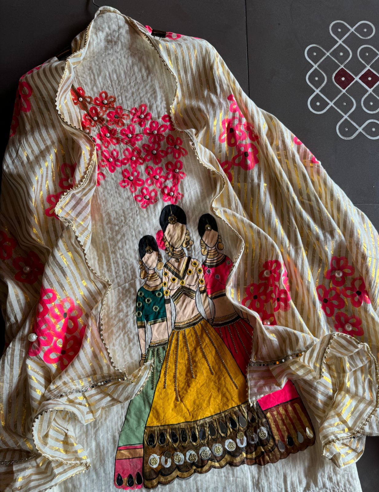 The handpainted dolls giving a glimpse of Indian modern art and Indian culture
