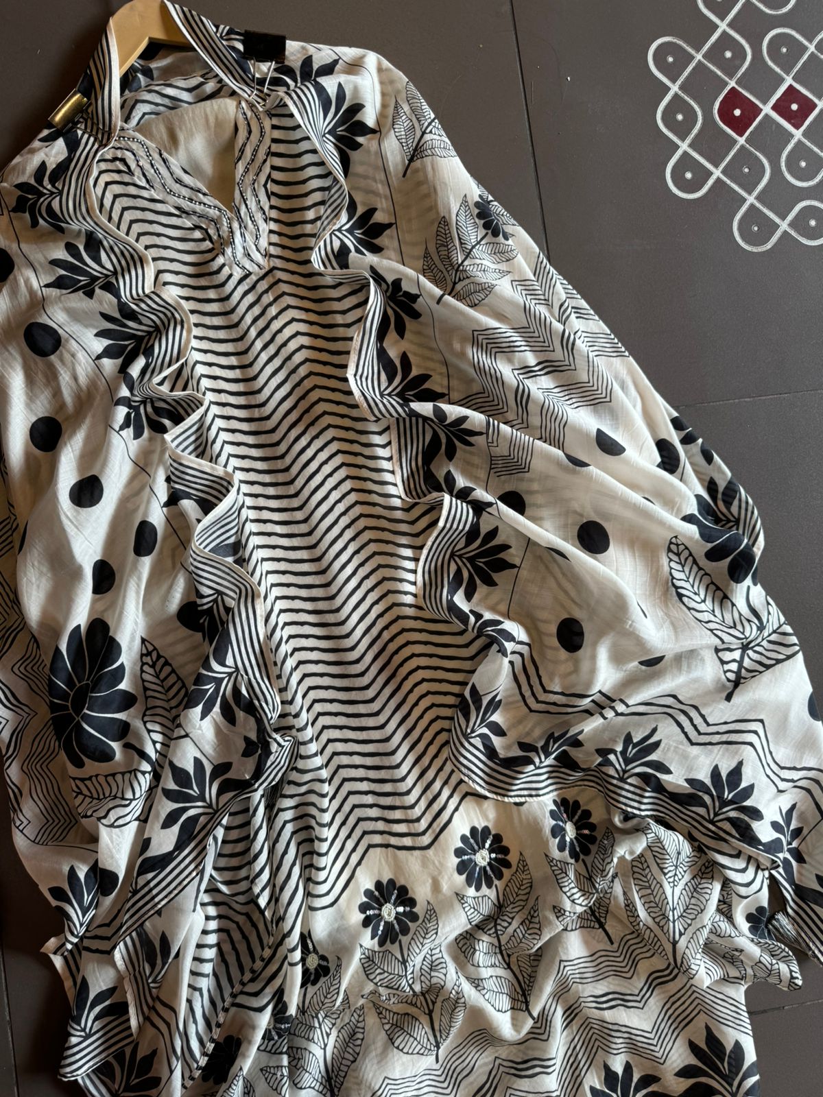 Pure muslin Digital printed Shirt  The shirt has beautiful Bagh