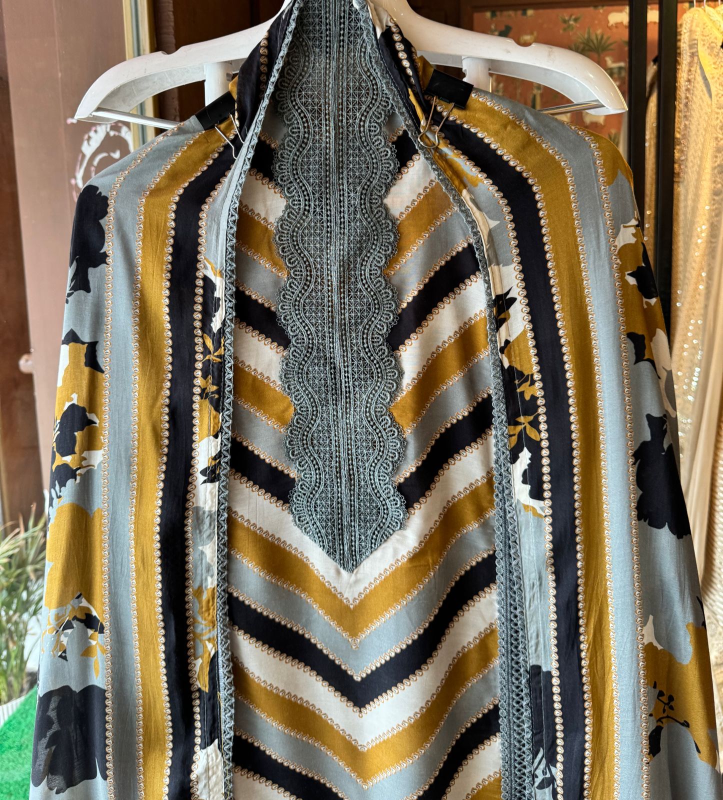 Pure Muslin Digital printed Shirt , Very smart and classy Concept with Cotton crochia neckline