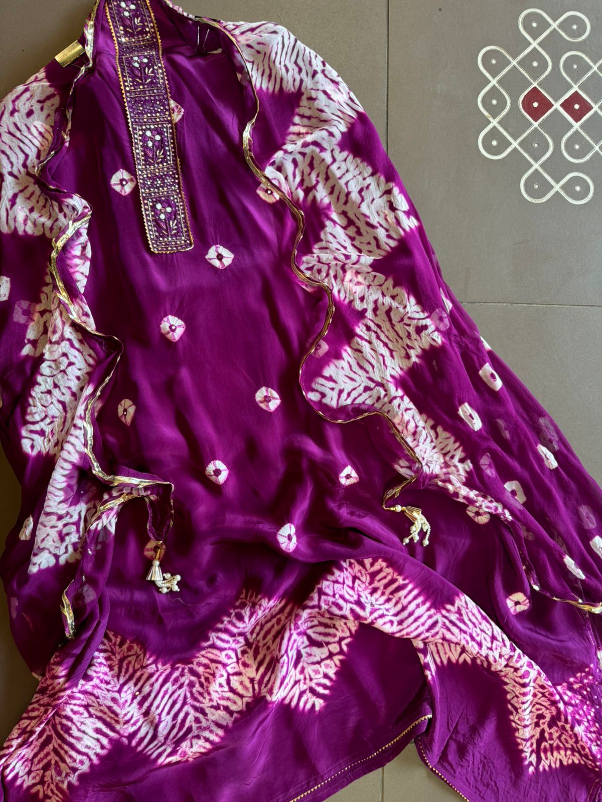 Pure Crepe Bandej printed Suit pieces (Unstitched full size)