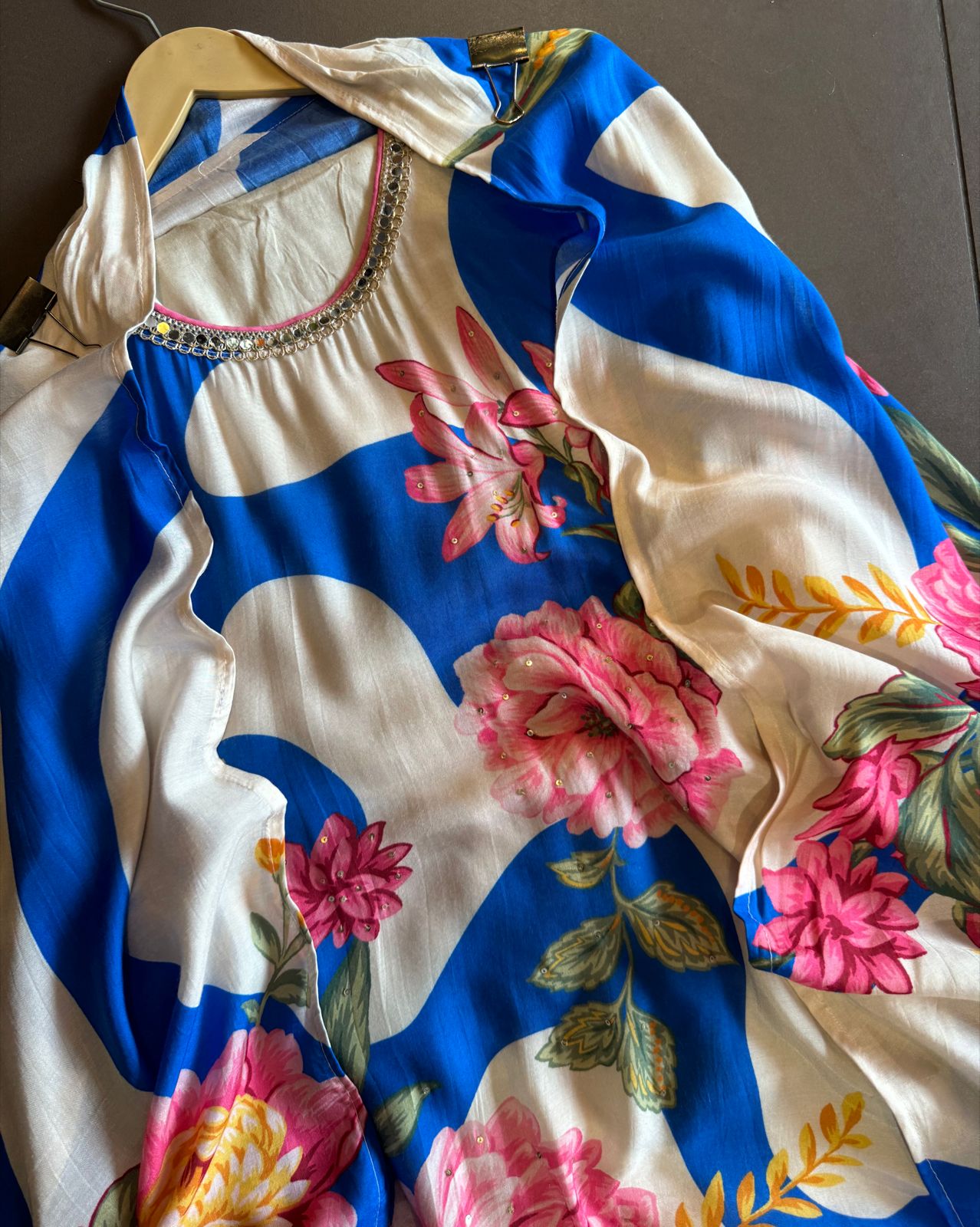 Soft Muslin Digital floral printed Shirt  Very Beautiful and Smart Concept with vibrant colour