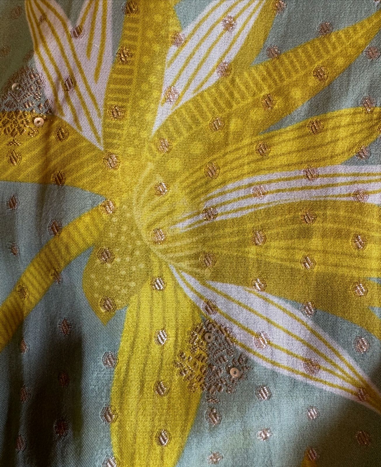 Organza full size zari bootie work dupatta with four sides banarsi border and tassels attached.