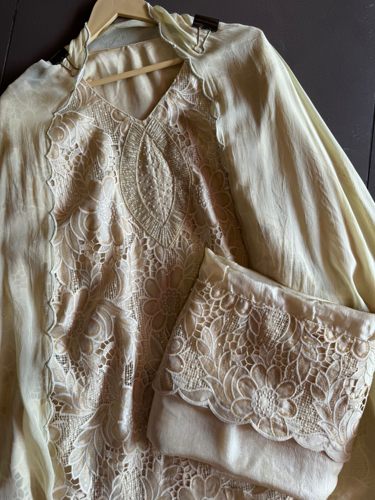 Crochia Floral Cutwork shirt with Linning , The base linning is Shantoon even the back has Linning attached.