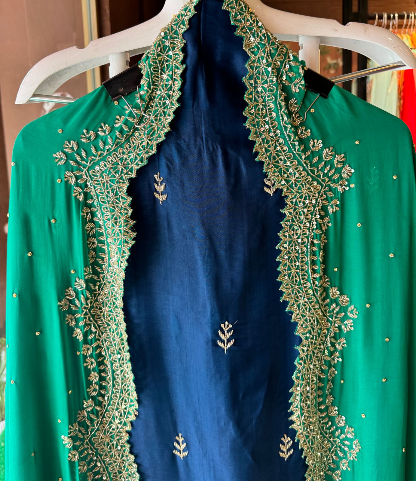 Beautiful pieces on PI Opada power, silk with handwork nalki booties