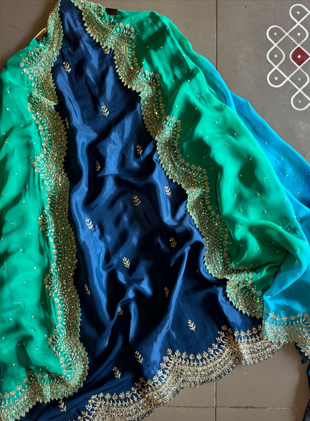 Beautiful pieces on PI Opada power, silk with handwork nalki booties