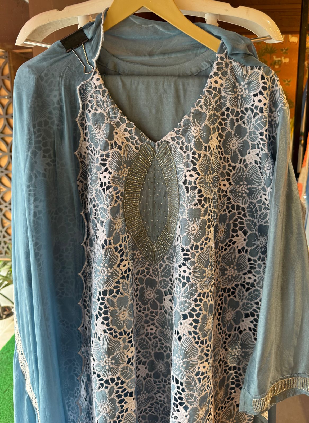 Crochia Cotton Floral Cutwork shirt with Linning , The base linning is Opada silk even the back has Linning attached.