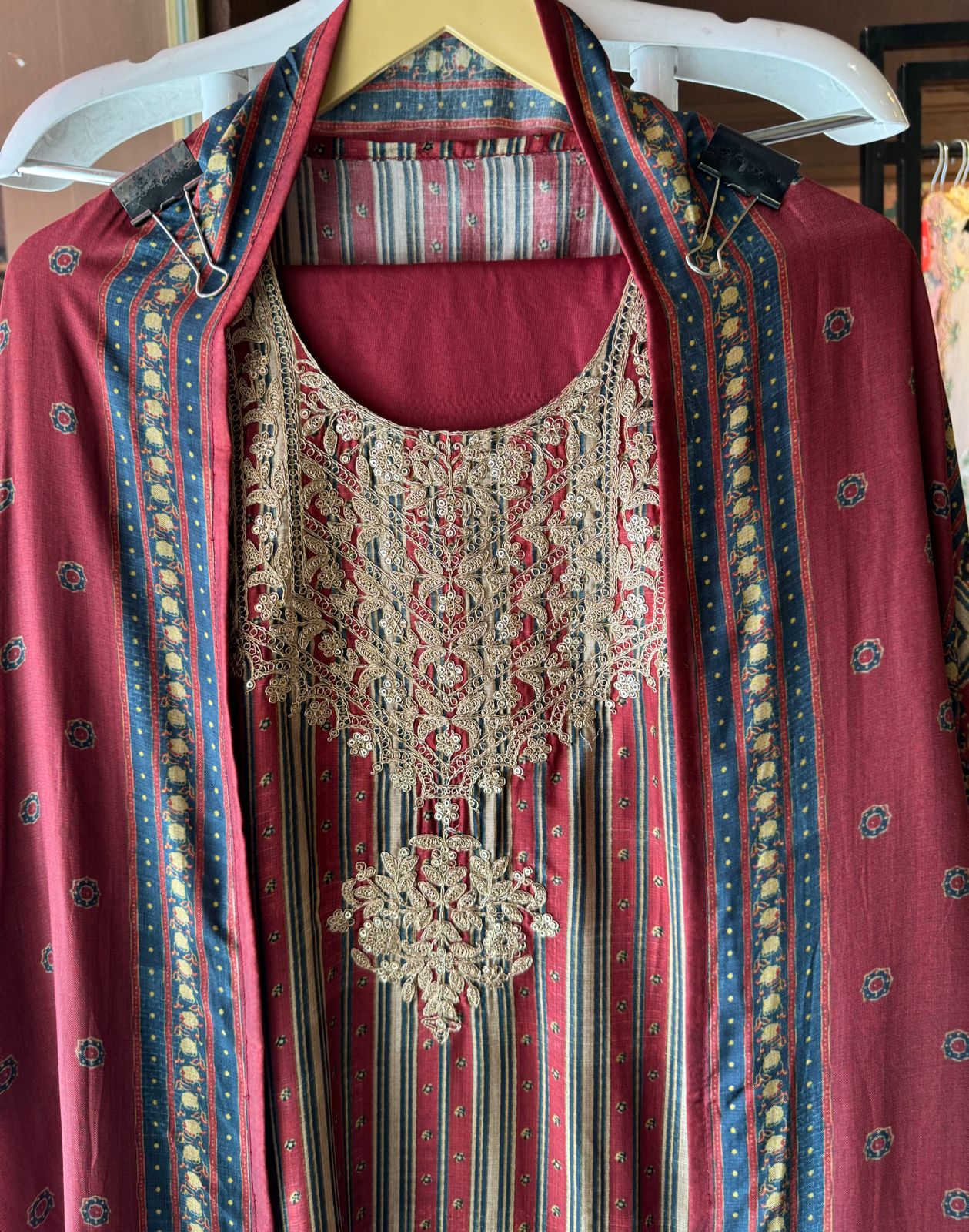 Shop our new launch this time of Maheshwari Silk with a Rich colour contrast