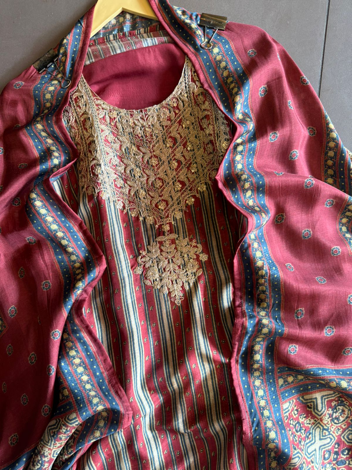 Shop our new launch this time of Maheshwari Silk with a Rich colour contrast