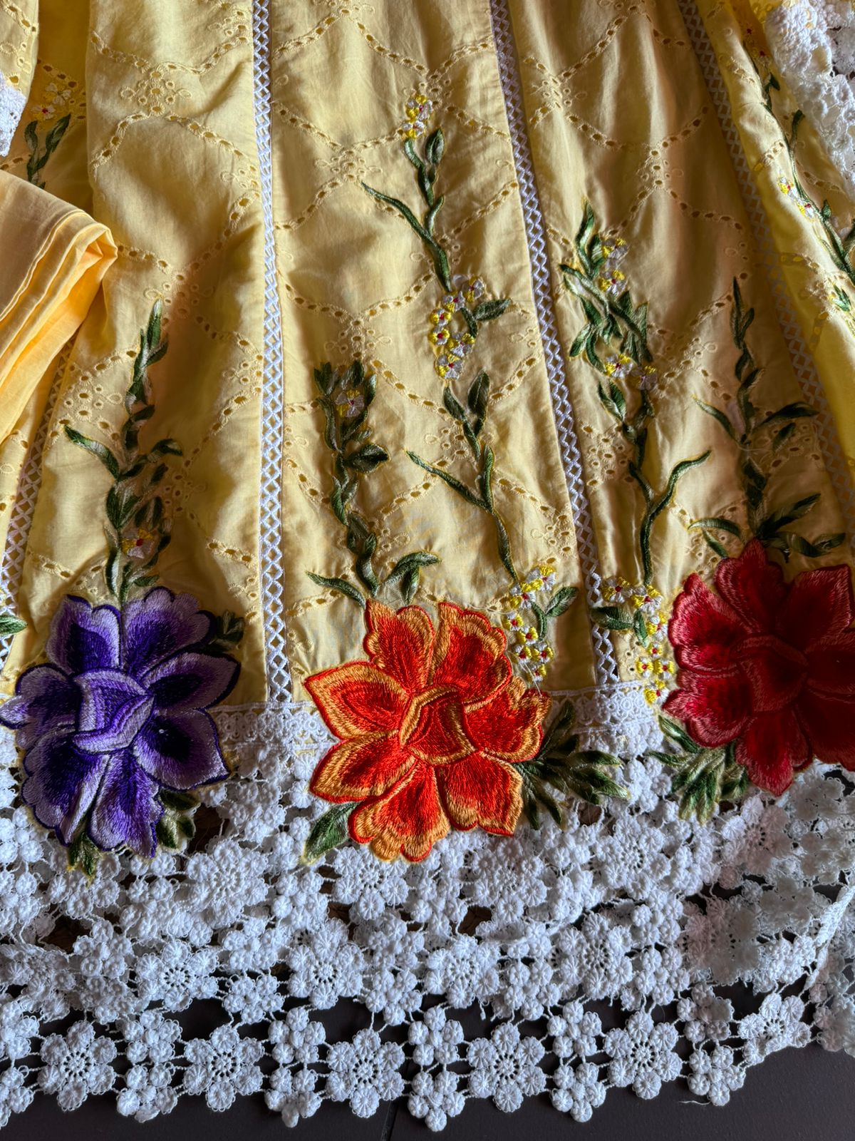 Hakuba chicken Cotton COORD set with Cotton Cutwork crochia lace