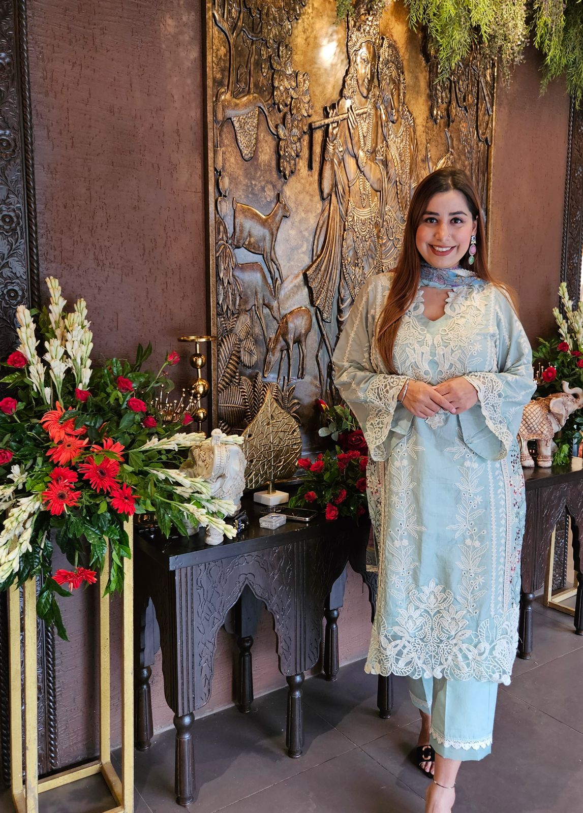 Beautiful thread embroidered Pakistani suit with Digital printed chiffon dupatta.