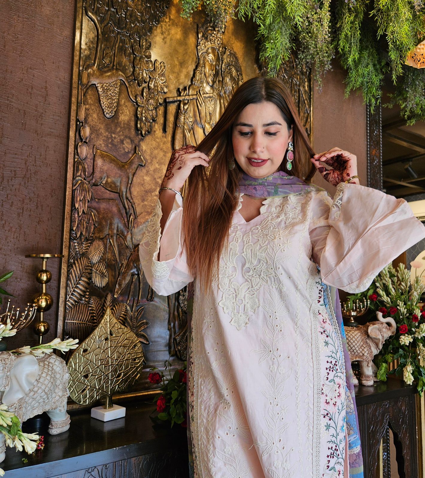 Beautiful thread embroidered Pakistani suit with Digital printed chiffon dupatta.