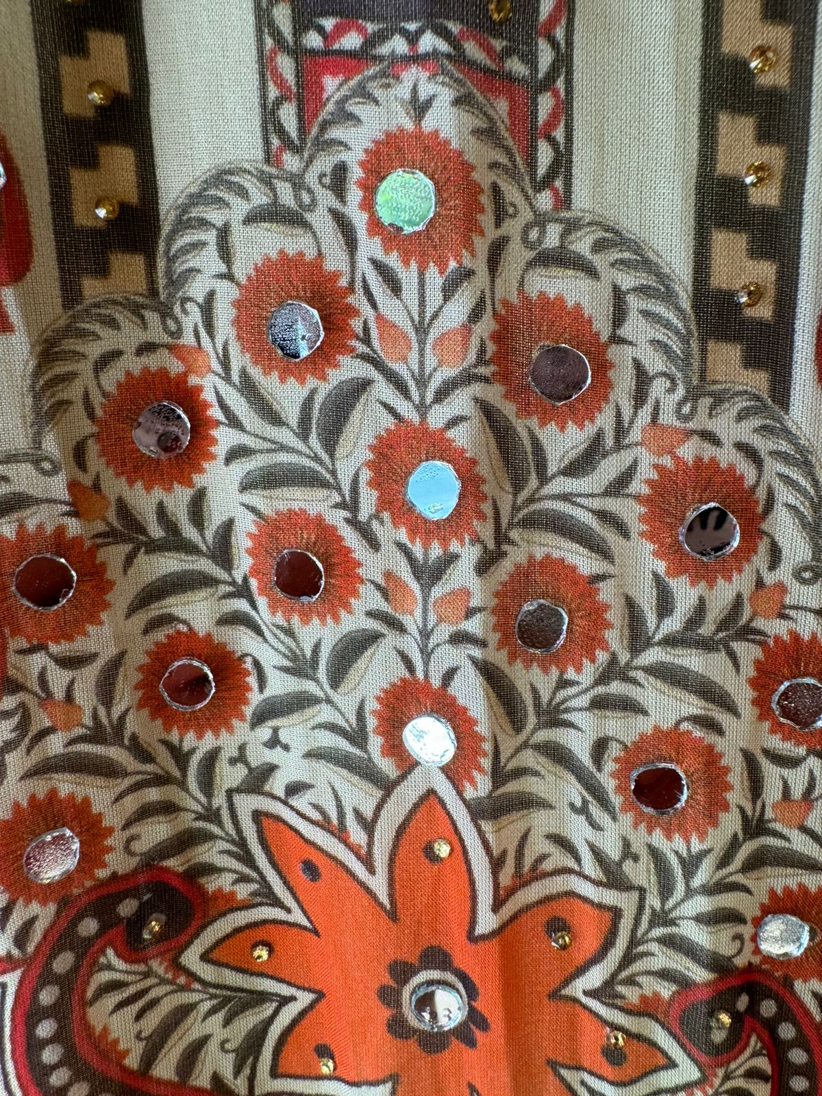 Shop our new Organza Digital printed Pakistani suit