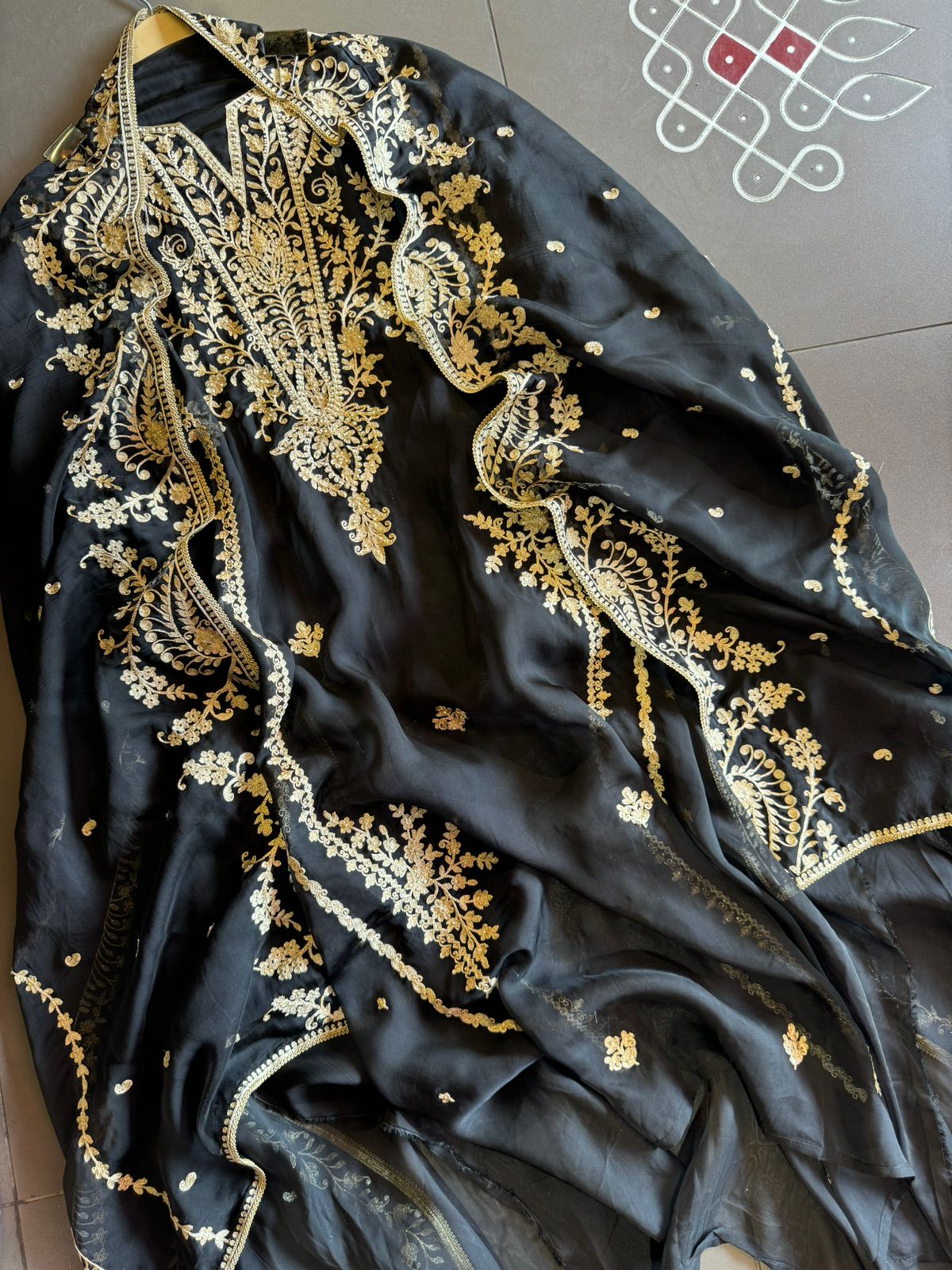 Soft organza Unstitched Suit piece with Aari work