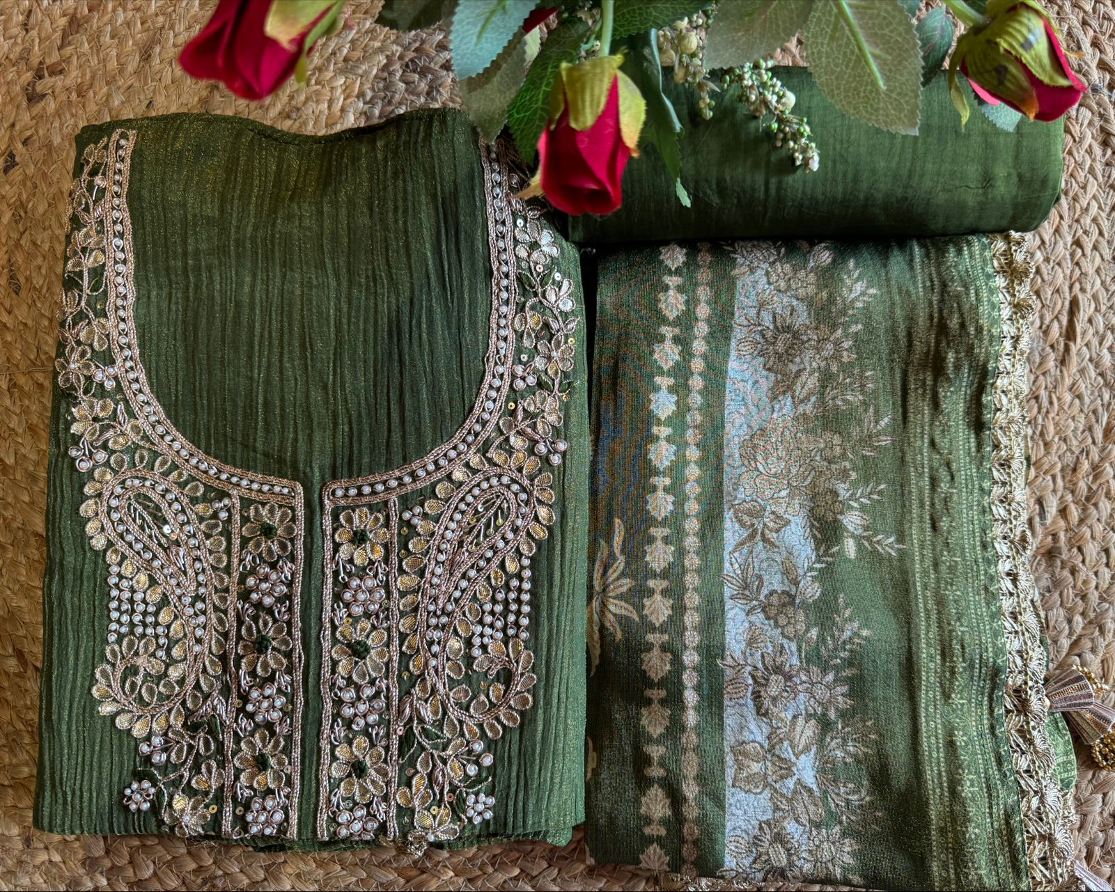 Pure crushed Shimmer tissue (Unstitched)