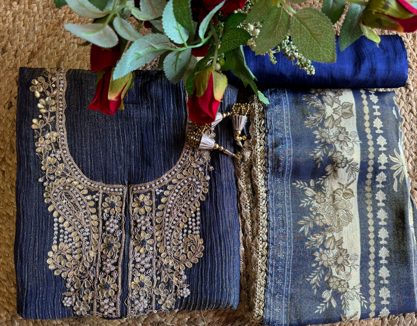 Pure crushed Shimmer tissue (Unstitched)