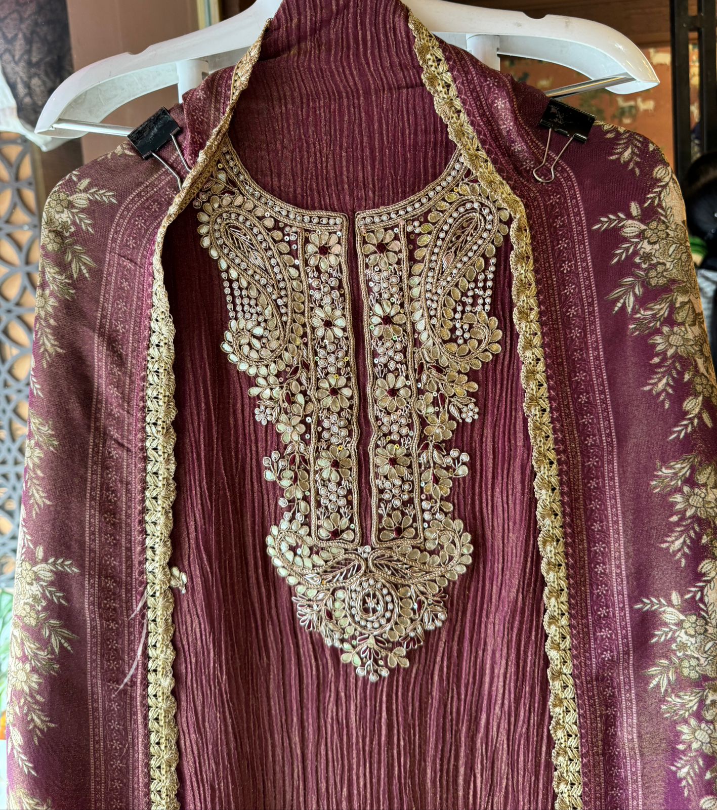 Pure crushed Shimmer tissue (Unstitched)