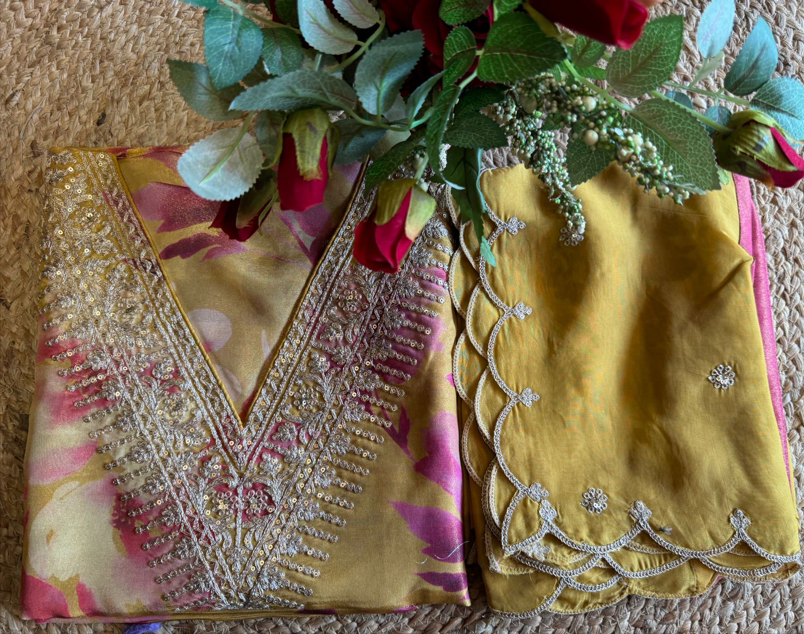 Shop our new collections on tissue ✨