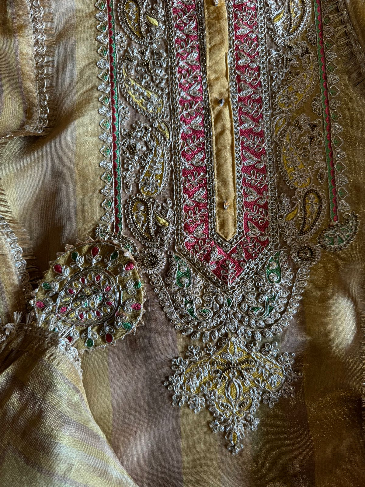 Beautiful self tissue shirt (Unstitched Kurta)