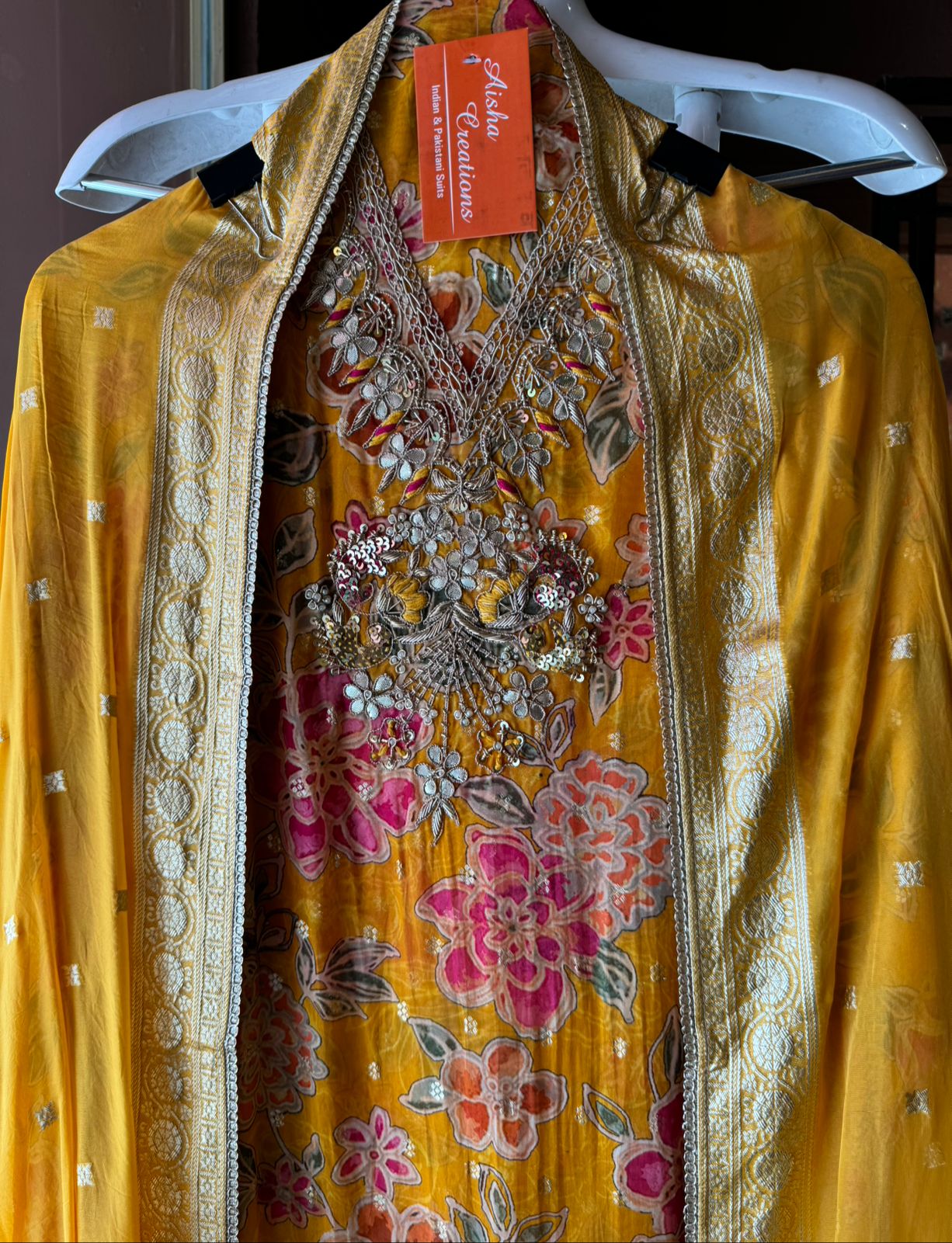 Shop our new range of Floral prints