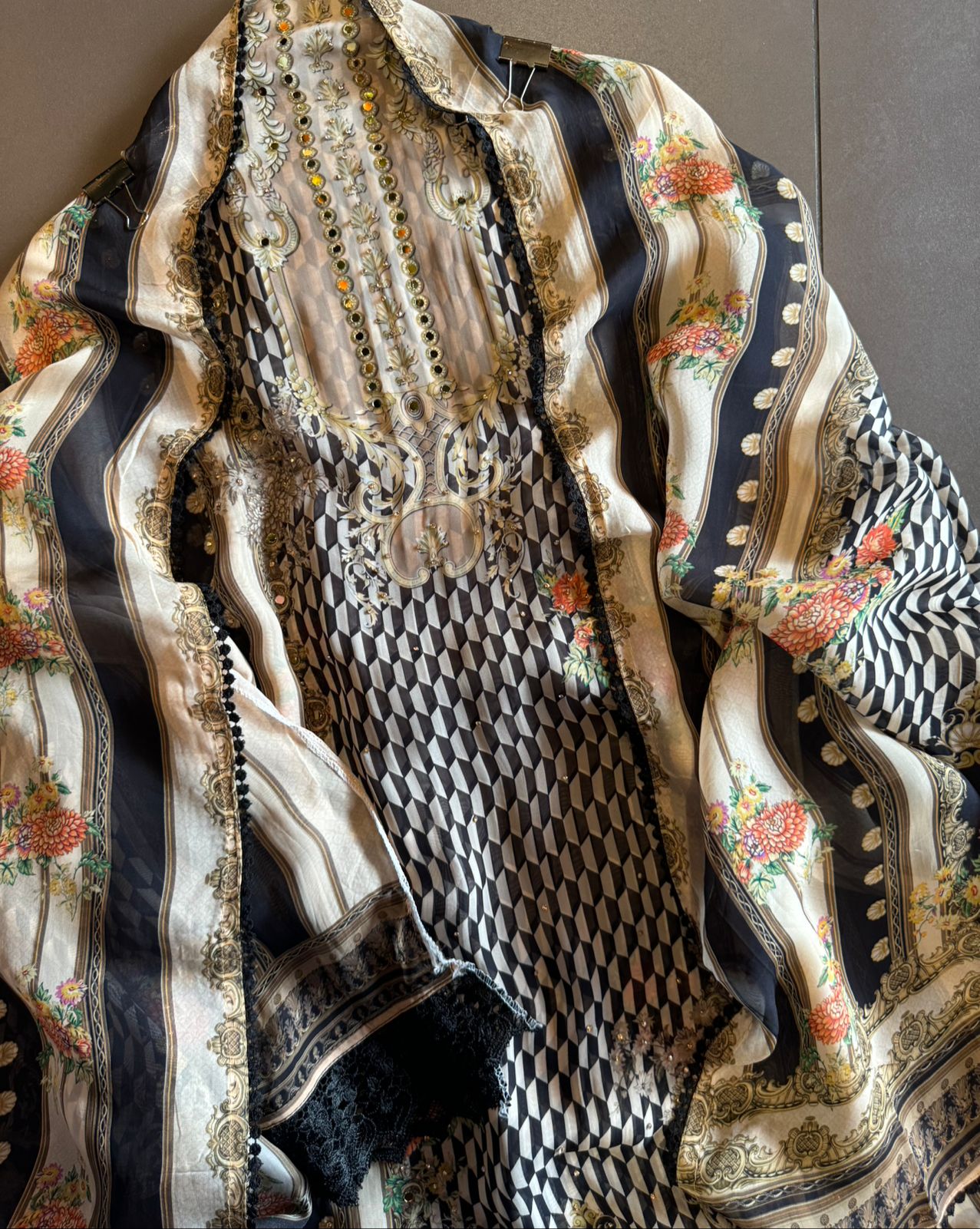 Shop our new Digital printed Pakistani suit