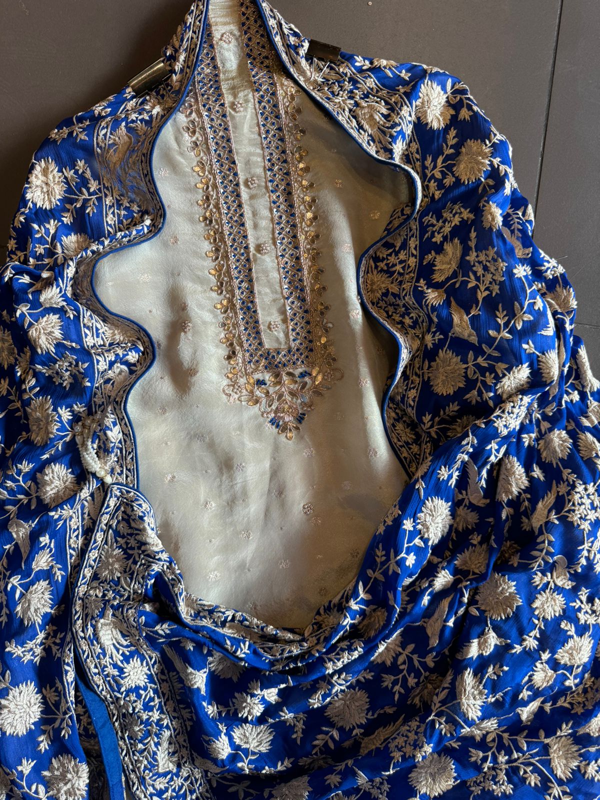 Beautiful and very elegant Tissue bootie weaved shirts