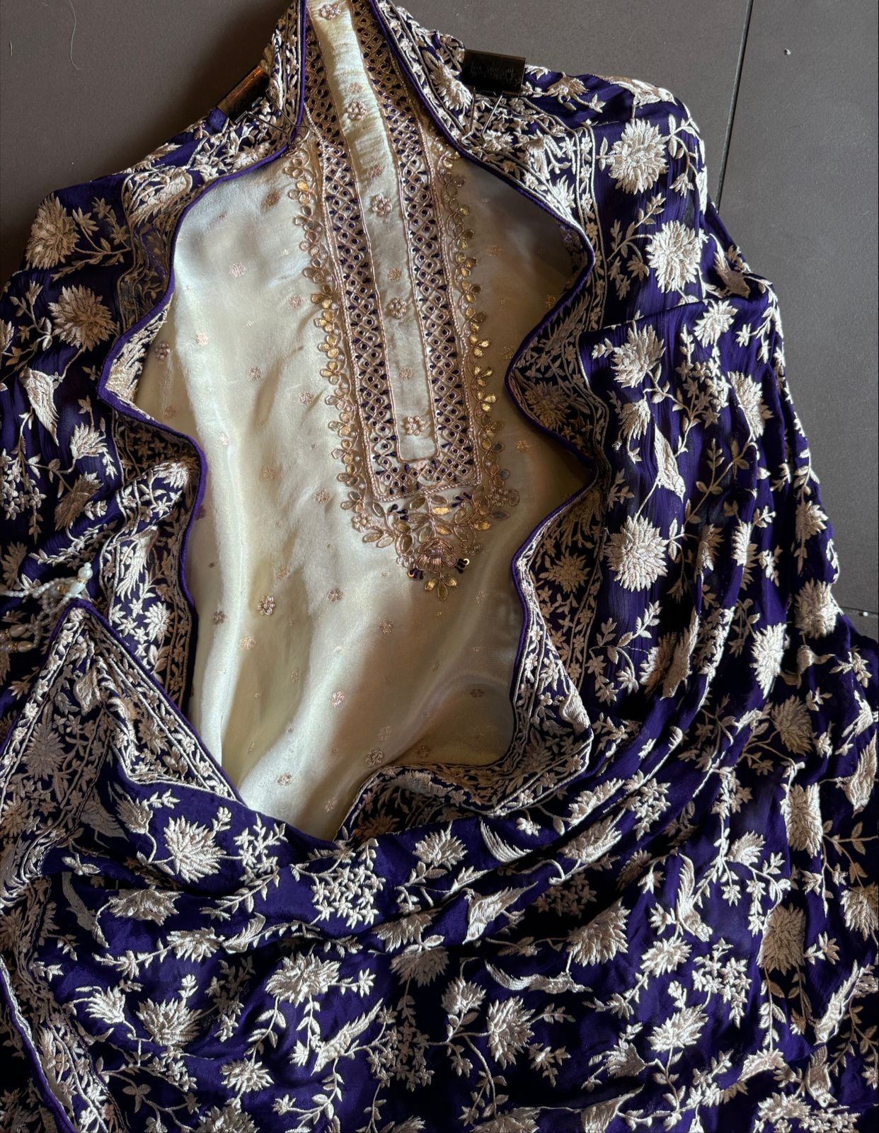 Beautiful and very elegant Tissue bootie weaved shirts